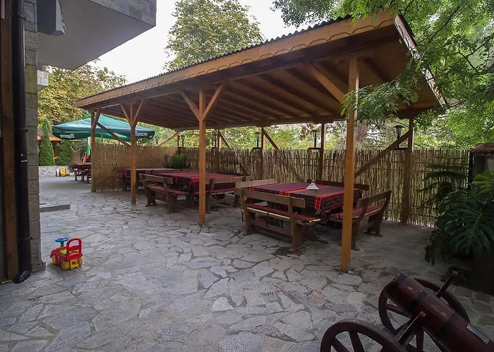 к-г луна к-с лонгоза комплекс лонгоза Гостевой дом 3*