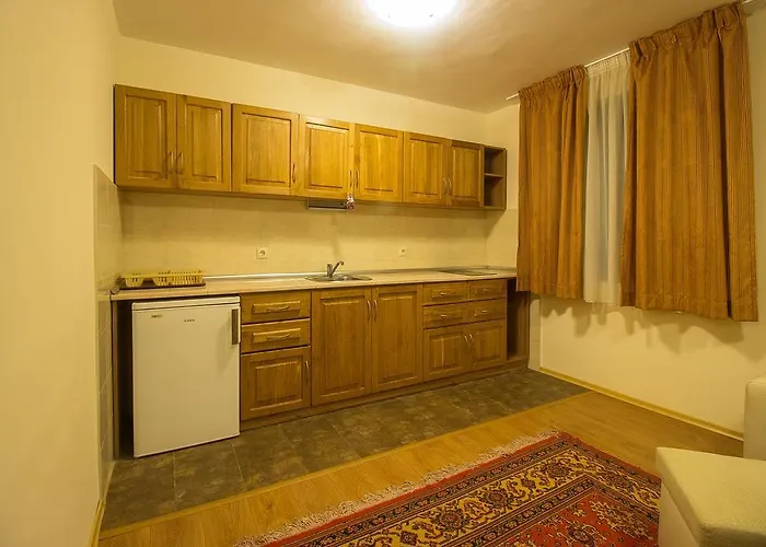 Maison d'hôtes к-г луна к-с лонгоза комплекс лонгоза 3*