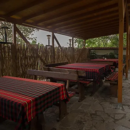 Guest house к-г луна к-с лонгоза комплекс лонгоза 3*