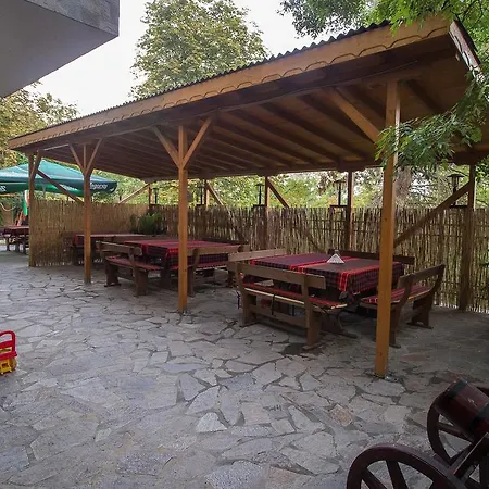 к-г луна к-с лонгоза комплекс лонгоза Guest house 3*