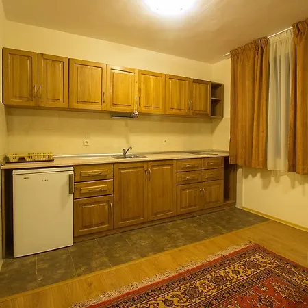 Guest house к-г луна к-с лонгоза комплекс лонгоза 3*