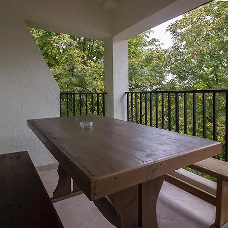 к-г луна к-с лонгоза комплекс лонгоза Byala (Varna)