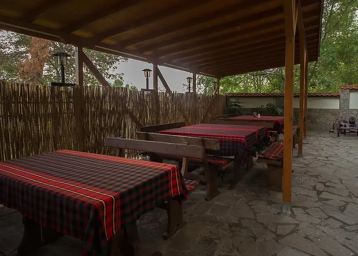 Pensión к-г луна к-с лонгоза комплекс лонгоза 3*